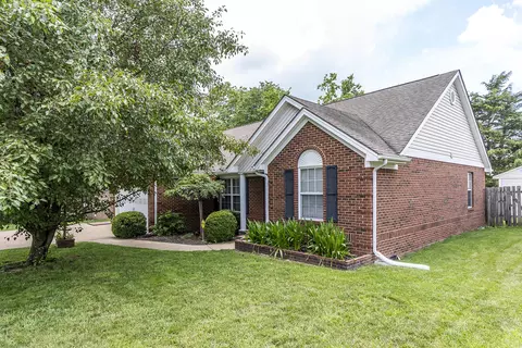 225 Cannonball Dr, Nicholasville, KY 40356