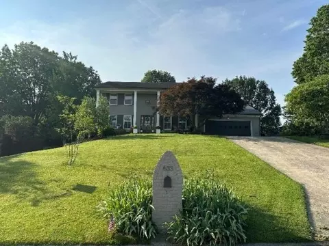 633 Lakeshore Dr, Lexington, KY 40502