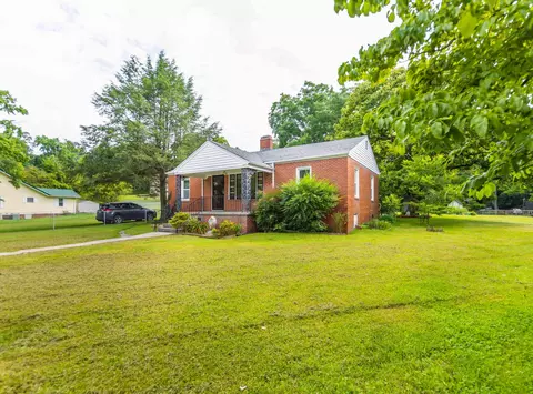 702 Carter St, Corbin, KY 40701 photo 3