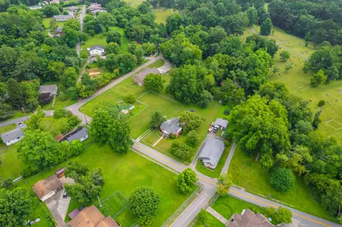 702 Carter St, Corbin, KY 40701 photo 37