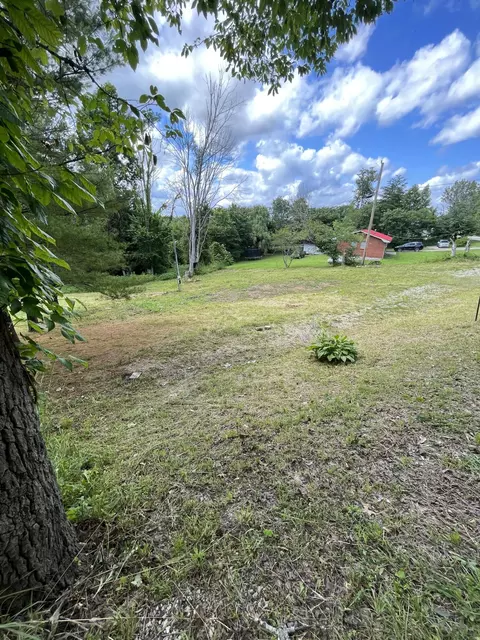2489 Tarr Ridge Rd, Frenchburg, KY 40322