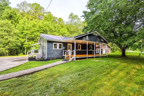 1265 Skinner Branch Rd, Clay City, KY 40312