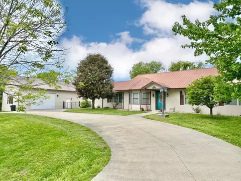 280 E Cumberland Ave, Jamestown, KY 42629