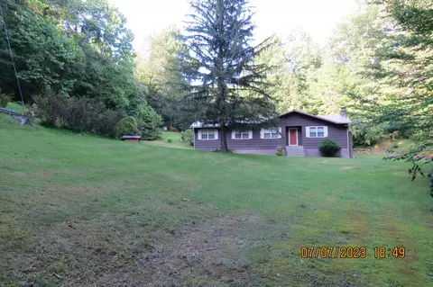 206 Ranger Rd, Putney, KY 40865