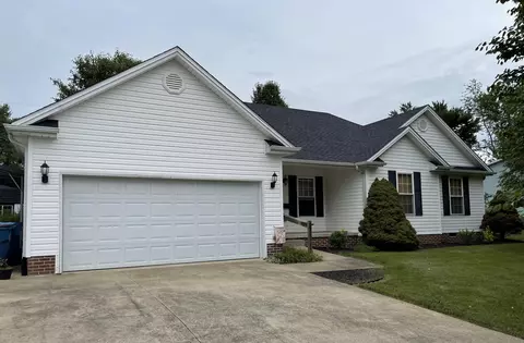 409 Vail Dr, Lawrenceburg, KY 40342