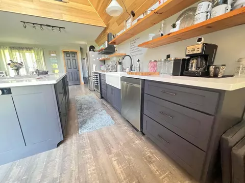 697 Shawnee Trl, Nancy, KY 42544 photo 8