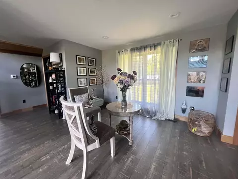 697 Shawnee Trl, Nancy, KY 42544 photo 7