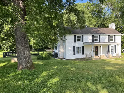 3815 Mccracken Pike, Versailles, KY 40383