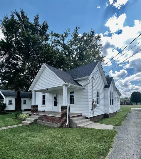 162 Main St, Crab Orchard, KY 40419