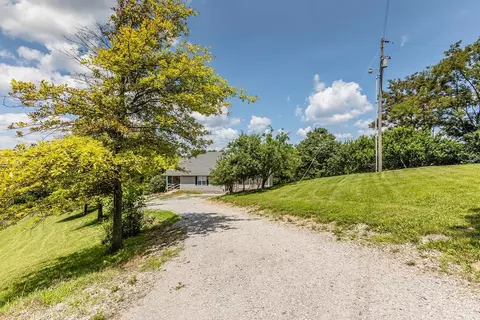 760 Stone Ln, Sadieville, KY 40370