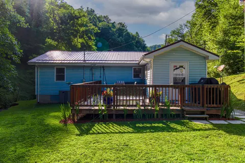 207 Lockard Holw, Jackson, KY 41339 photo 9