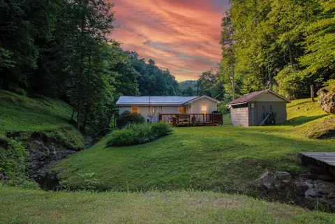 207 Lockard Holw, Jackson, KY 41339 photo 2