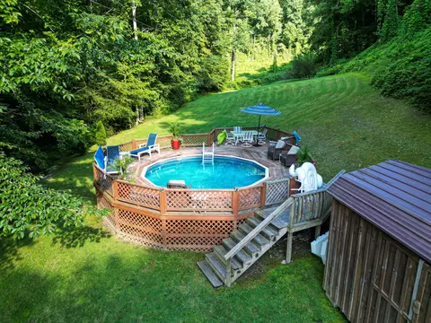 207 Lockard Holw, Jackson, KY 41339 photo 6