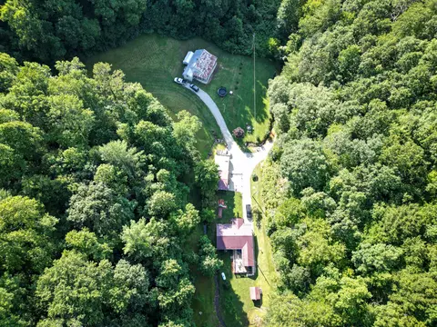 207 Lockard Holw, Jackson, KY 41339 photo 5