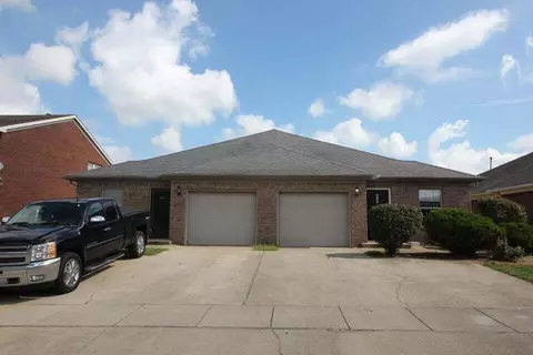 709-711 Sherard Cir, Lexington, KY 40517