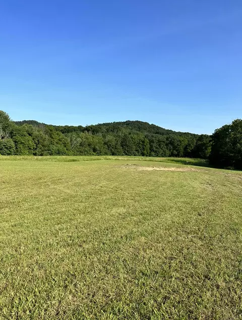 3446 Harmons Lick Rd, Crab Orchard, KY 40419