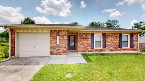 107 Hutchins Dr, Georgetown, KY 40324