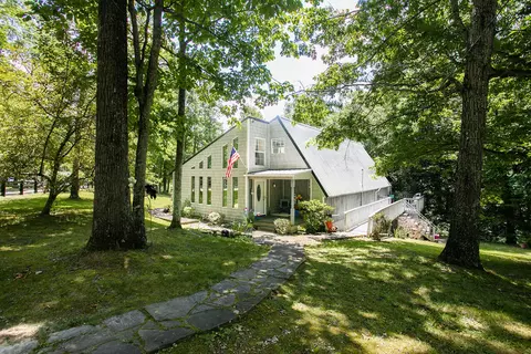 176 Pond Circle Rd, Wellington, KY 40387