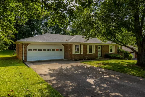 165 Northwood Rd, Frankfort, KY 40601