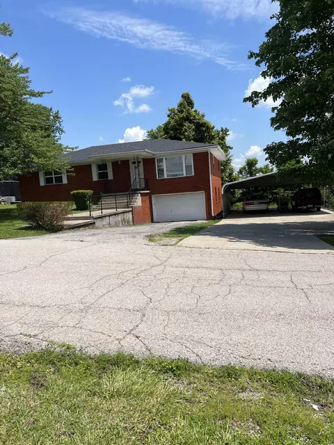 115 Crestview Rd, Berea, KY 40403