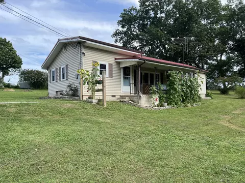 237 Roundtop Rd, Pine Knot, KY 42635 photo 2