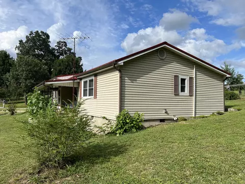 237 Roundtop Rd, Pine Knot, KY 42635 photo 3