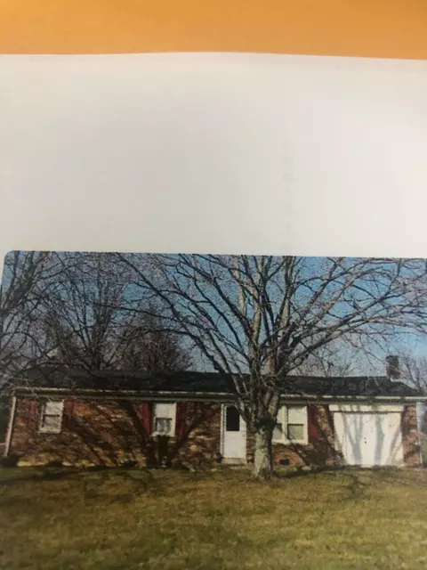 157 Walker Ln, Lawrenceburg, KY 40342