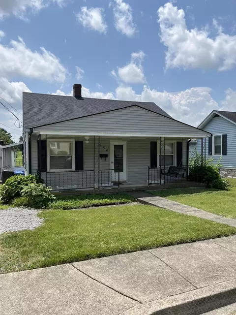 654 Golfview Dr, Lexington, KY 40504