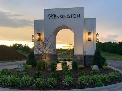 128 Kensington Pl, Nicholasville, KY 40356