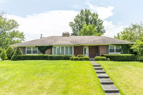 196 Idle Hour Dr, Lexington, KY 40502