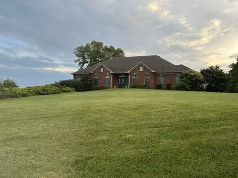 1485 Mccowans Ferry Rd, Versailles, KY 40383