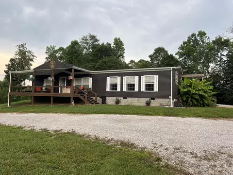 151 Close Lake Dr, Nancy, KY 42544 photo 2