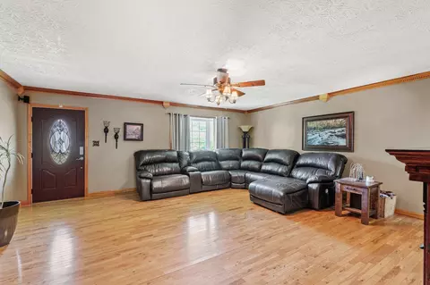 262 Dean Rd, Mckee, KY 40447 photo 4