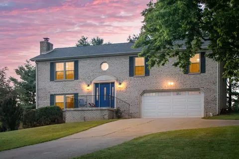 203 Cawood Ct, Richmond, KY 40475