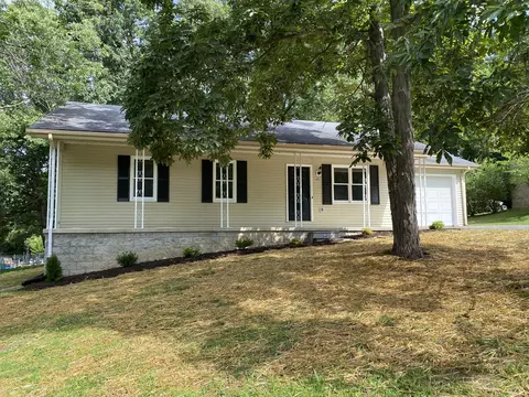 145 Woodland Pl, Mount Vernon, KY 40456