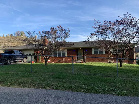 84 Blake Dr, Jackson, KY 41339 photo 1