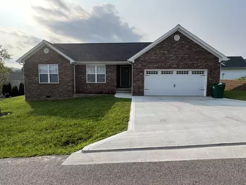23 Lakeshore Dr, Morehead, KY 40351