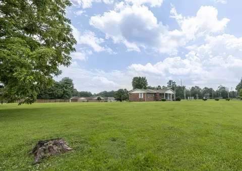 1368 Watch Rd, Corbin, KY 40701 photo 4