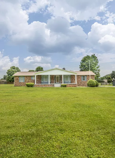 1368 Watch Rd, Corbin, KY 40701 photo 3