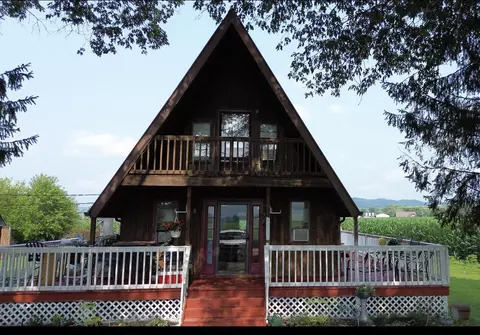 570 Murphys Ln, Vanceburg, KY 41179