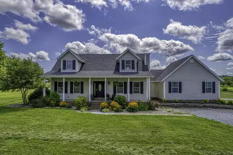 1927 Kiddville Rd, Winchester, KY 40391