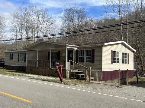2979 Highway 11, Manchester, KY 40962