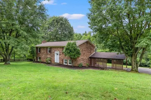 107 Ross Drive Dr, Richmond, KY 40475