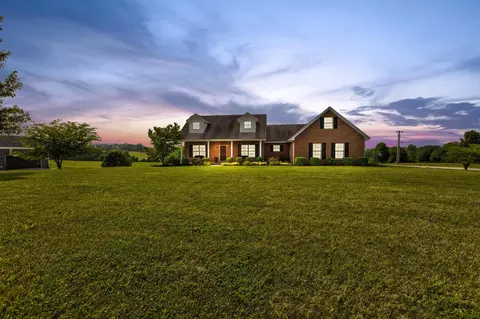 2500 Ironworks Rd, Mount Sterling, KY 40353