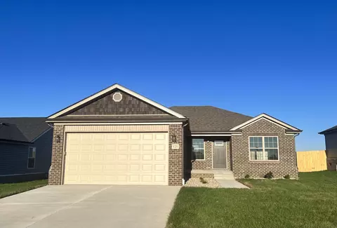 125 Stillwater Dr, Berea, KY 40403
