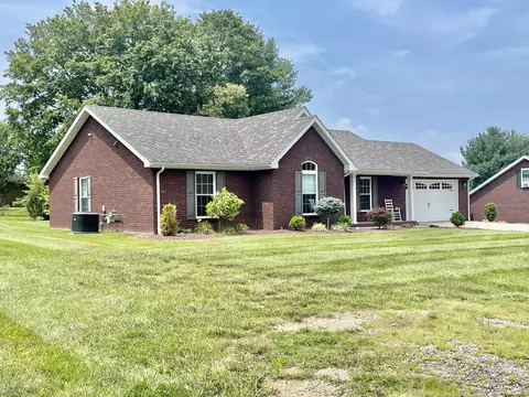 84 Timberwood Cir, Campbellsville, KY 42718