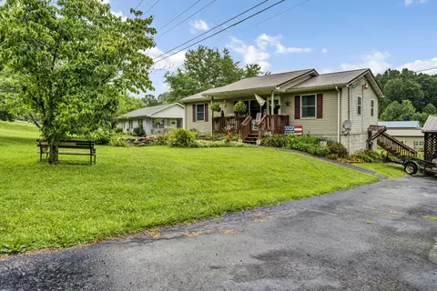 297 Hyatt Ln, Morehead, KY 40351