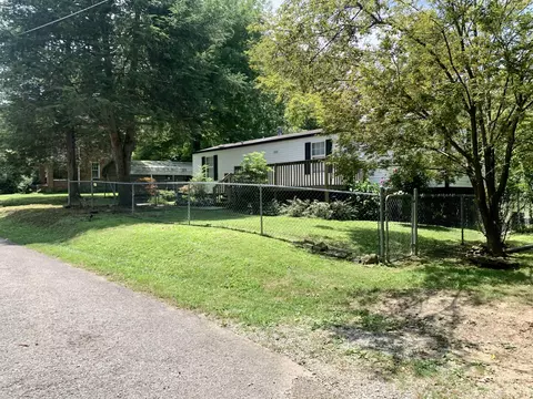 702 Conductor St, Corbin, KY 40701 photo 4