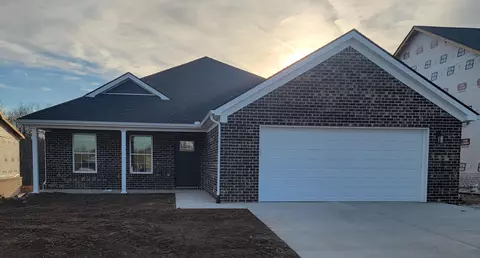 1065 Mission Dr, Richmond, KY 40475