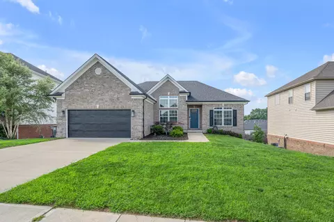 111 Summerly Pl, Georgetown, KY 40324